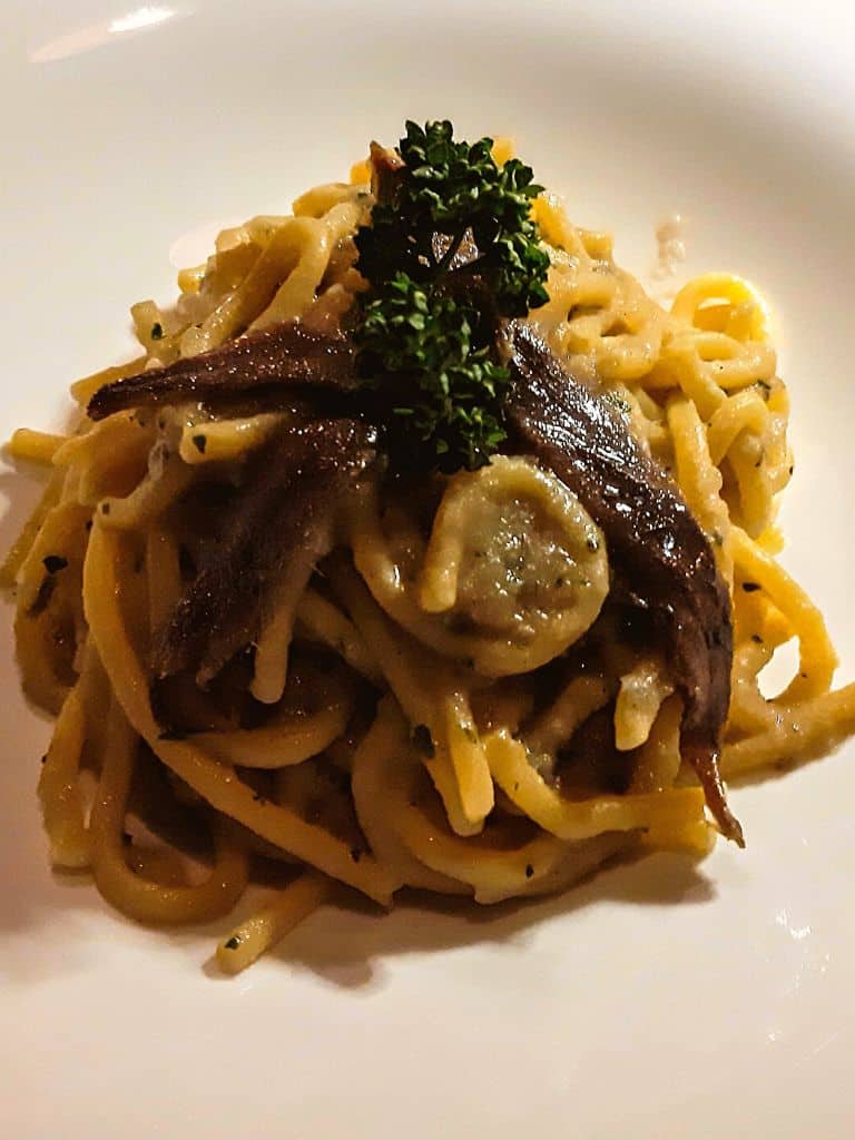 pasta burro e alici